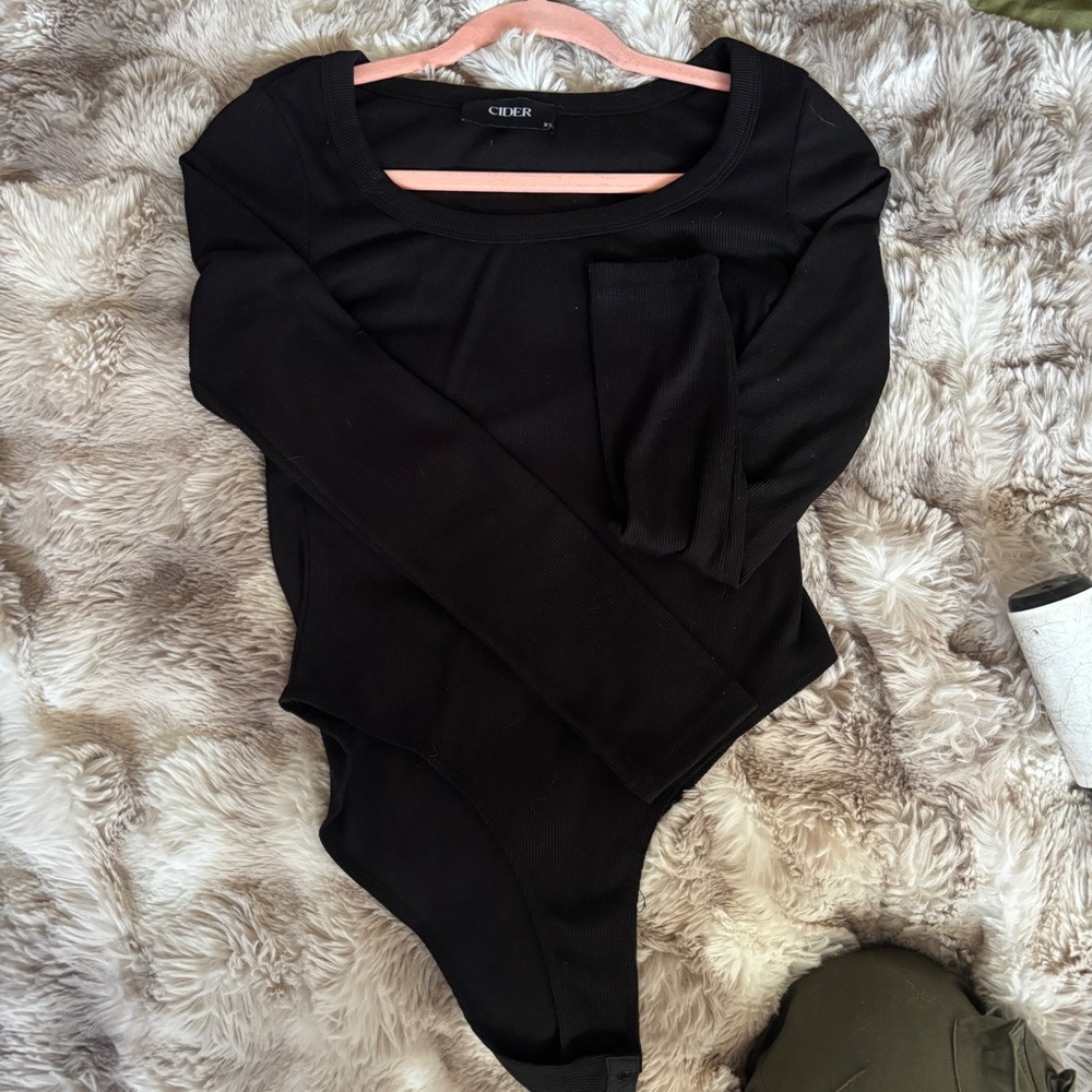 Cider Black Ribbed Top
